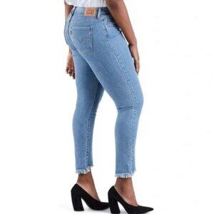 Womens Levi 29W 32L bootcut jeans